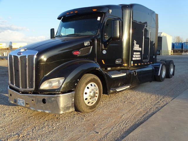 2015 PETERBILT 579