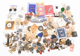 WWI - COLD WAR WORLD MILITARY BADGES & INSIGNIA