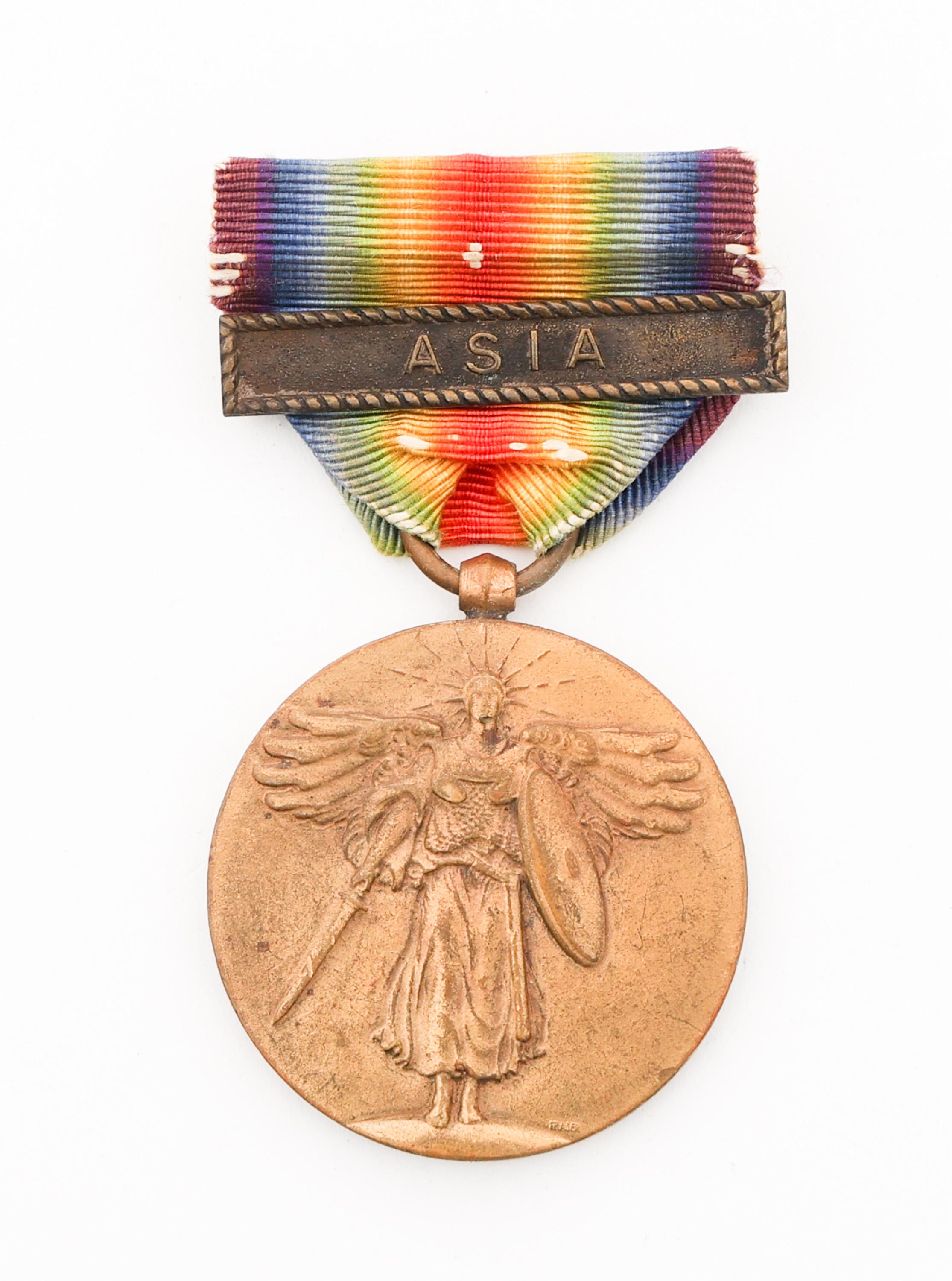 WWI US NAVY VICTORY MEDALS WITH CLASPS