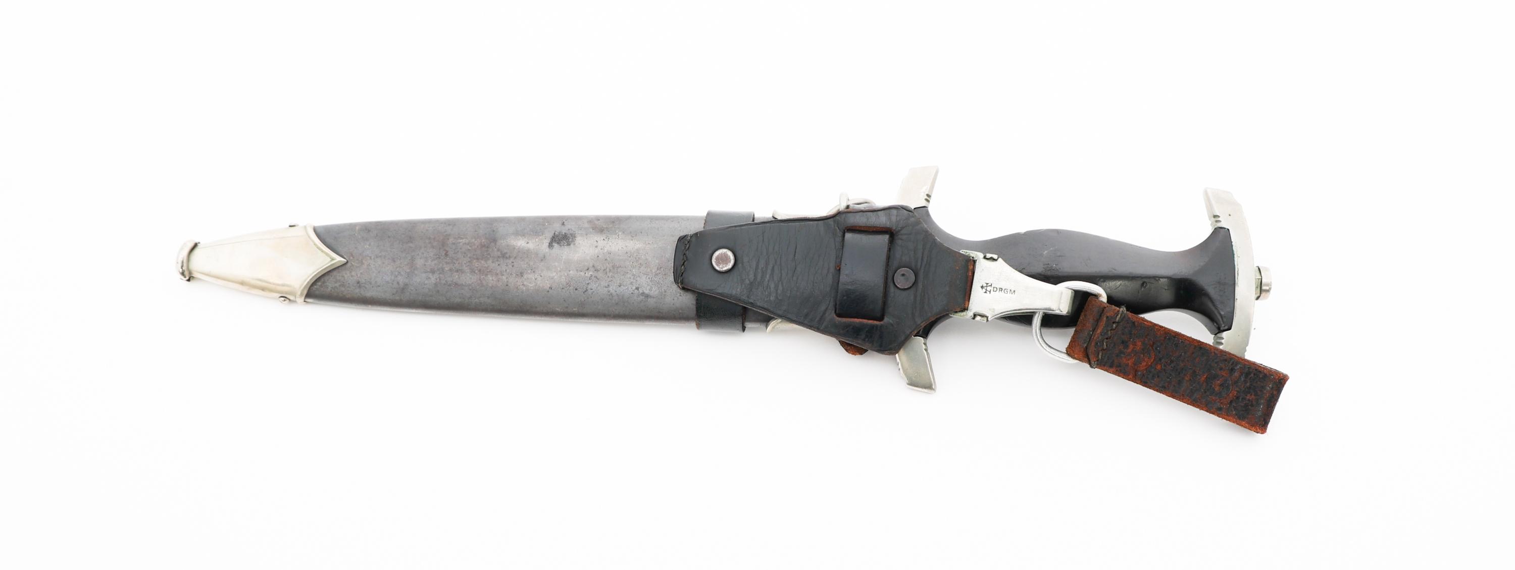 WWII EARLY GERMAN MODEL 1933 SS EM DAGGER