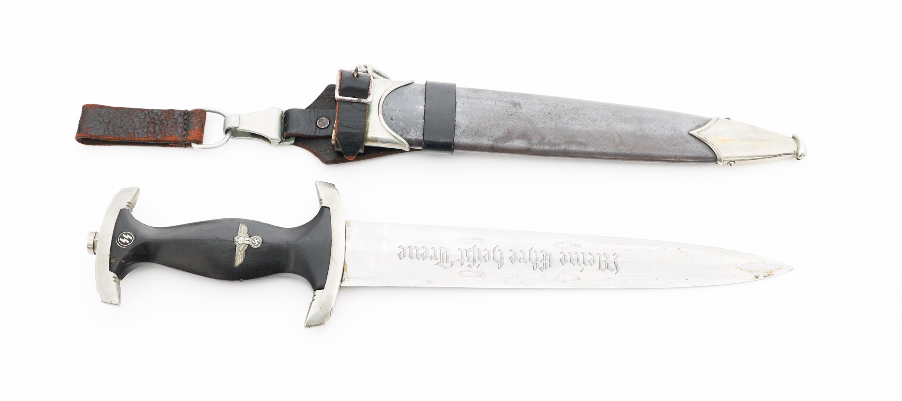 WWII EARLY GERMAN MODEL 1933 SS EM DAGGER