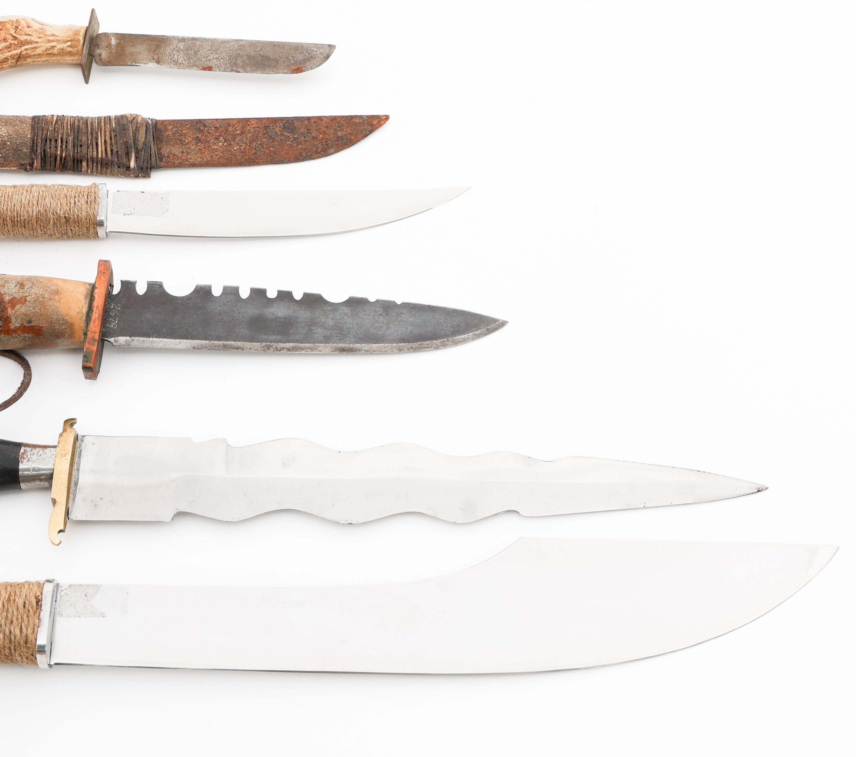 SOUTHEAST ASIAN KNIVES, DAGGERS & MACHETES