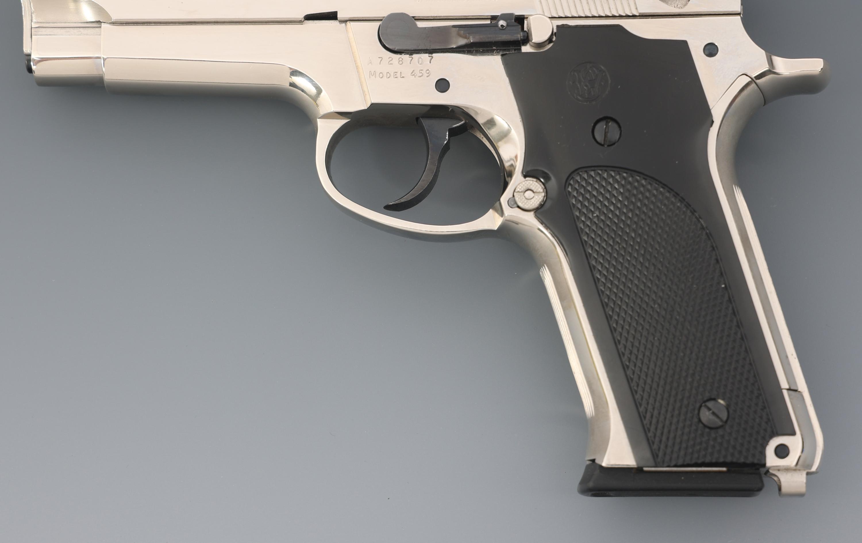 SMITH & WESSON MODEL 459 9x19mm CALIBER PISTOL