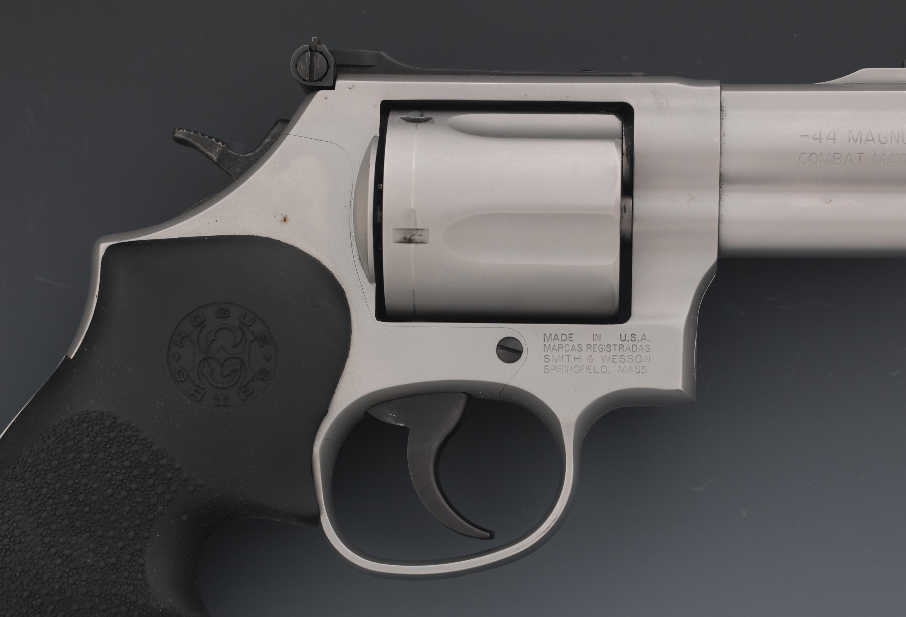 SMITH & WESSON MODEL 69 .44 MAGNUM REVOLVER