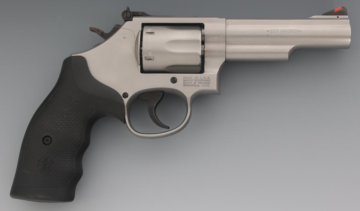 SMITH & WESSON MODEL 66-8 .357 MAGNUM DA REVOLVER