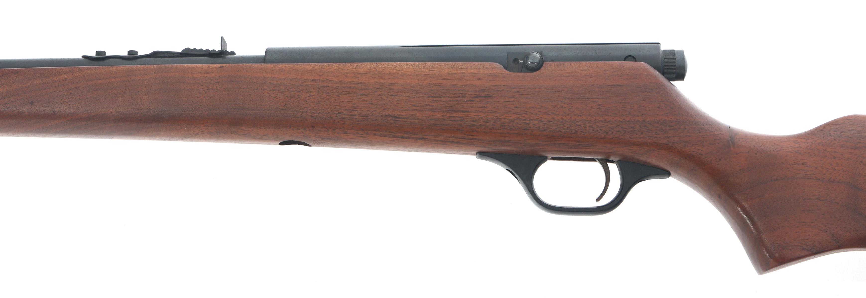 HARRINGTON & RICHARDSON MODEL 760 .22 CAL RIFLE