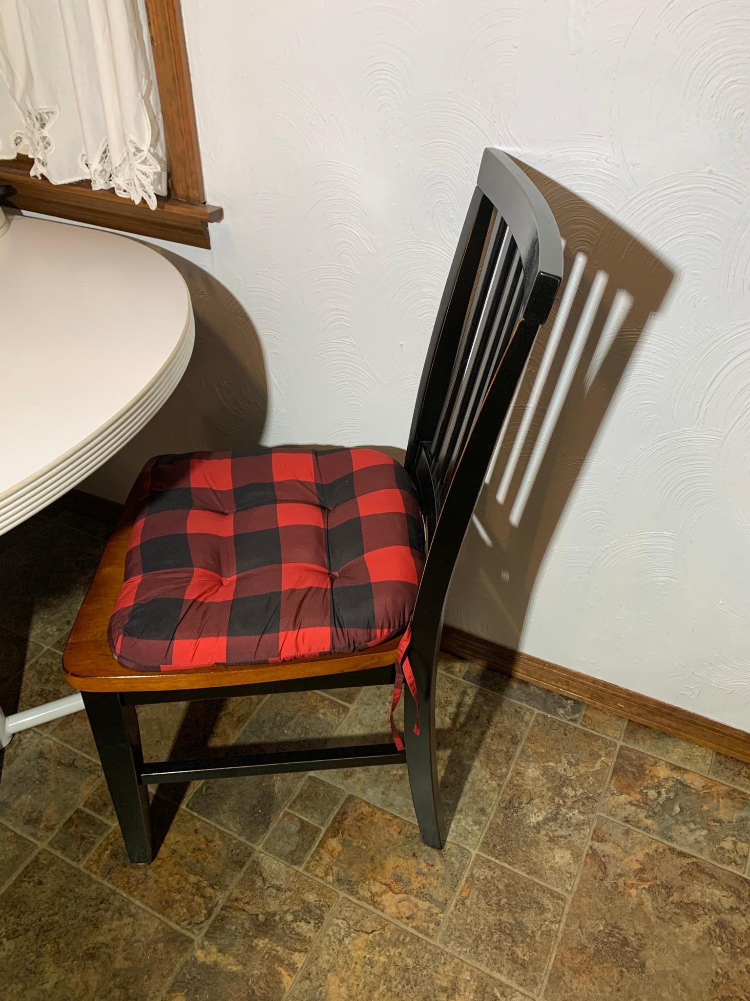 Kitchen Table with 4 Chairs