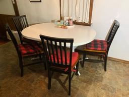 Kitchen Table with 4 Chairs