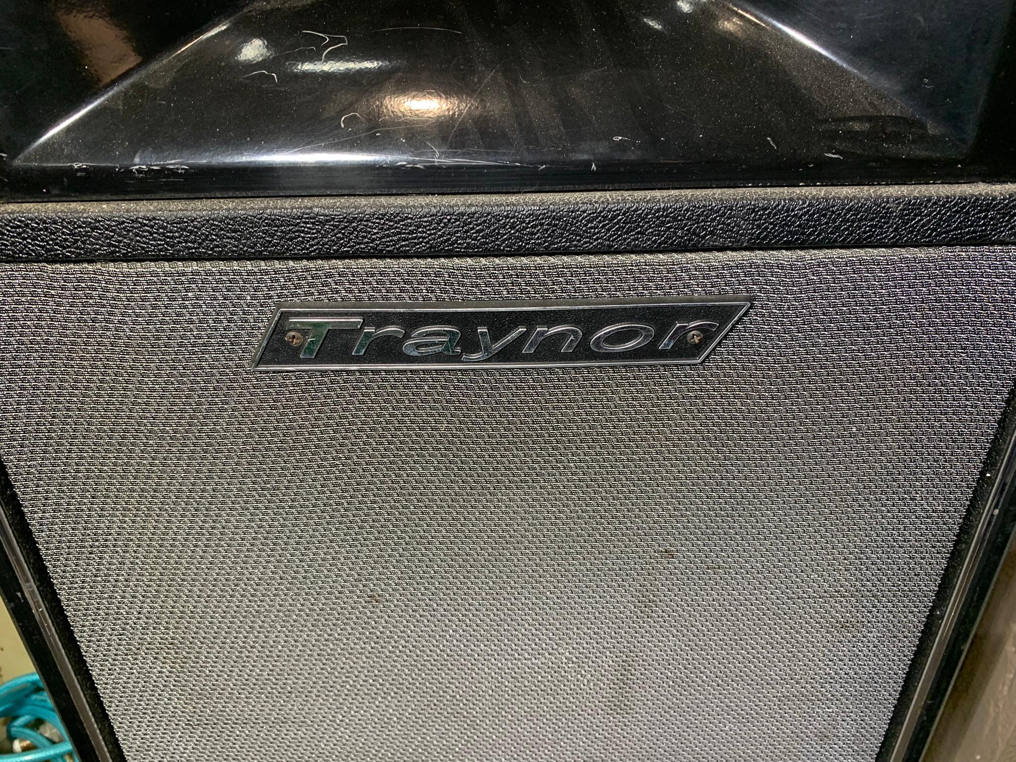 Pair of Traynor Speakers