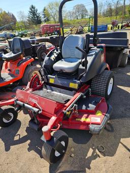 Toro groundsmaster 7200 mower, converts to snow machine