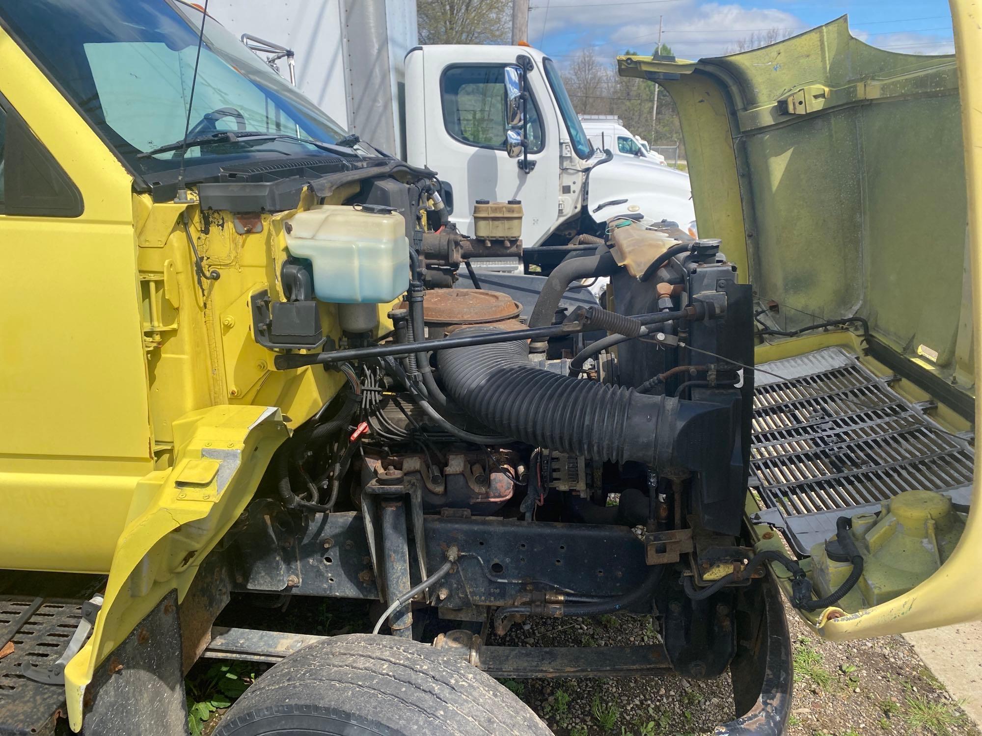 1992 GMC 6500 Topkick, 20yd full hydraulic container dump truck.