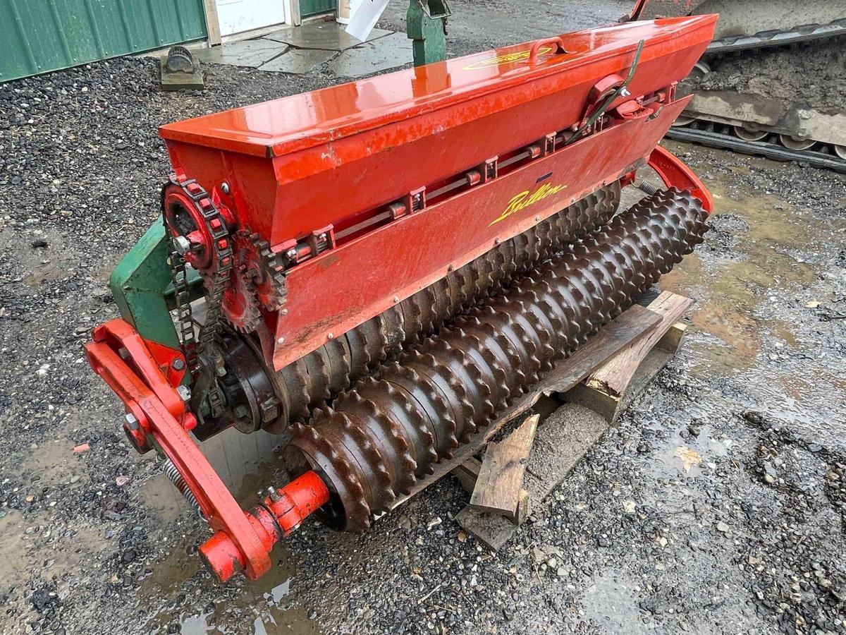 Brillion SSP-604 3pt grass seeder