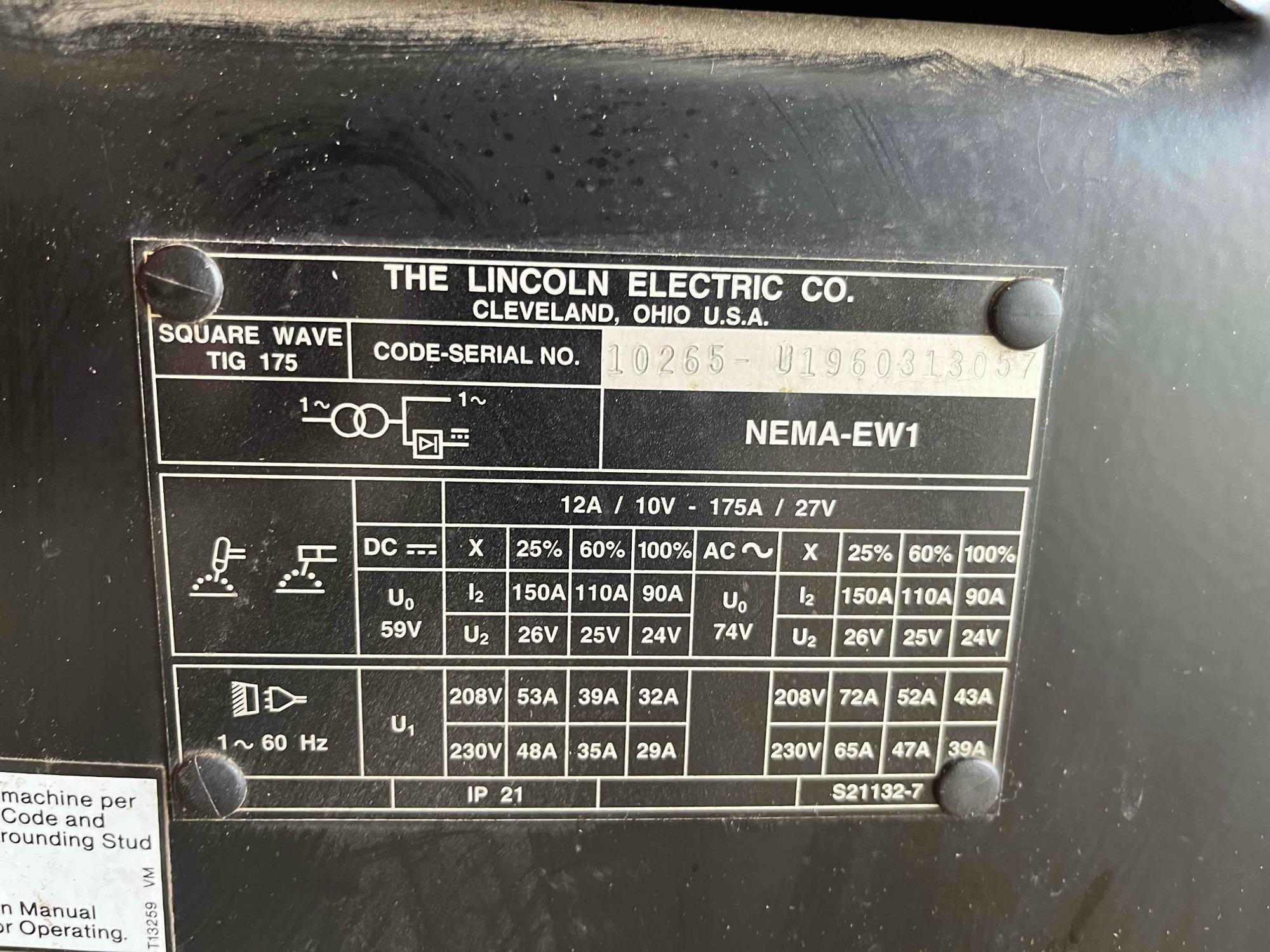 Lincoln Square Wave Tig 175 Welder with Cart and Peddle