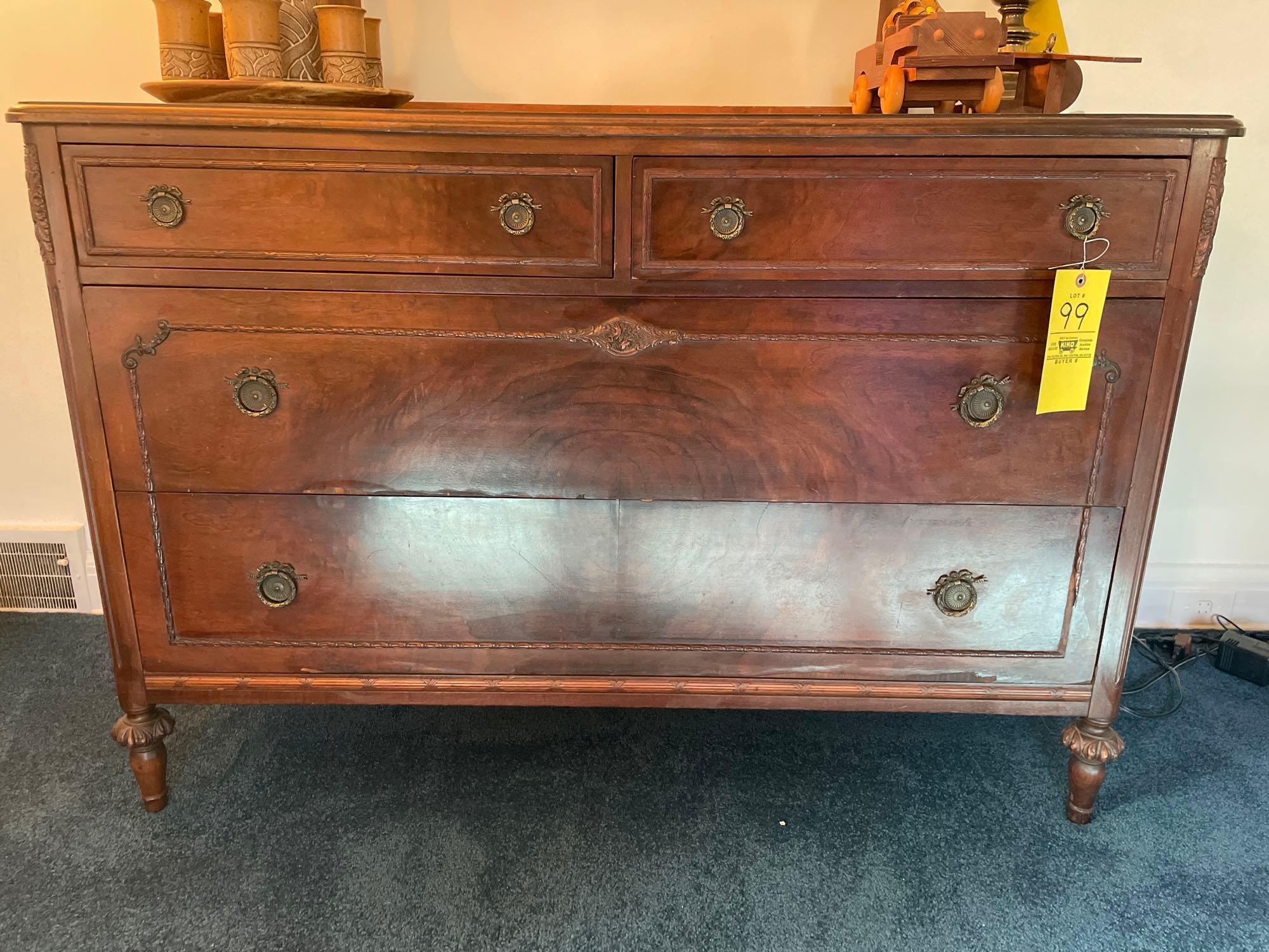 4 Drawer Wooden Dresser