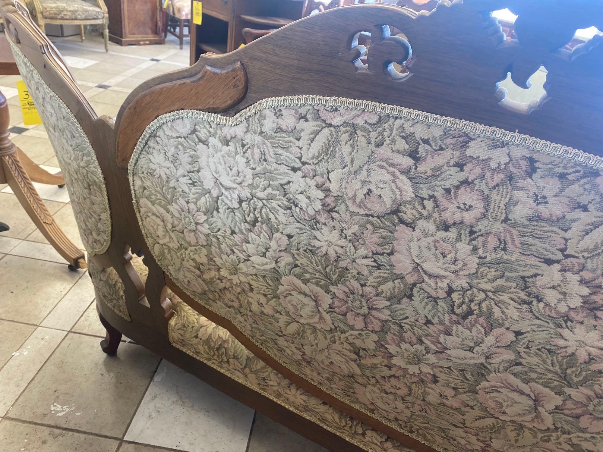 1890s Victorian Carved Rosewood Floral Pattern Sofa