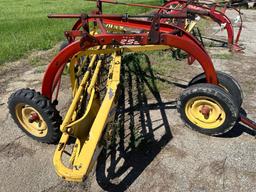 New Holland 256 Rollabar rake