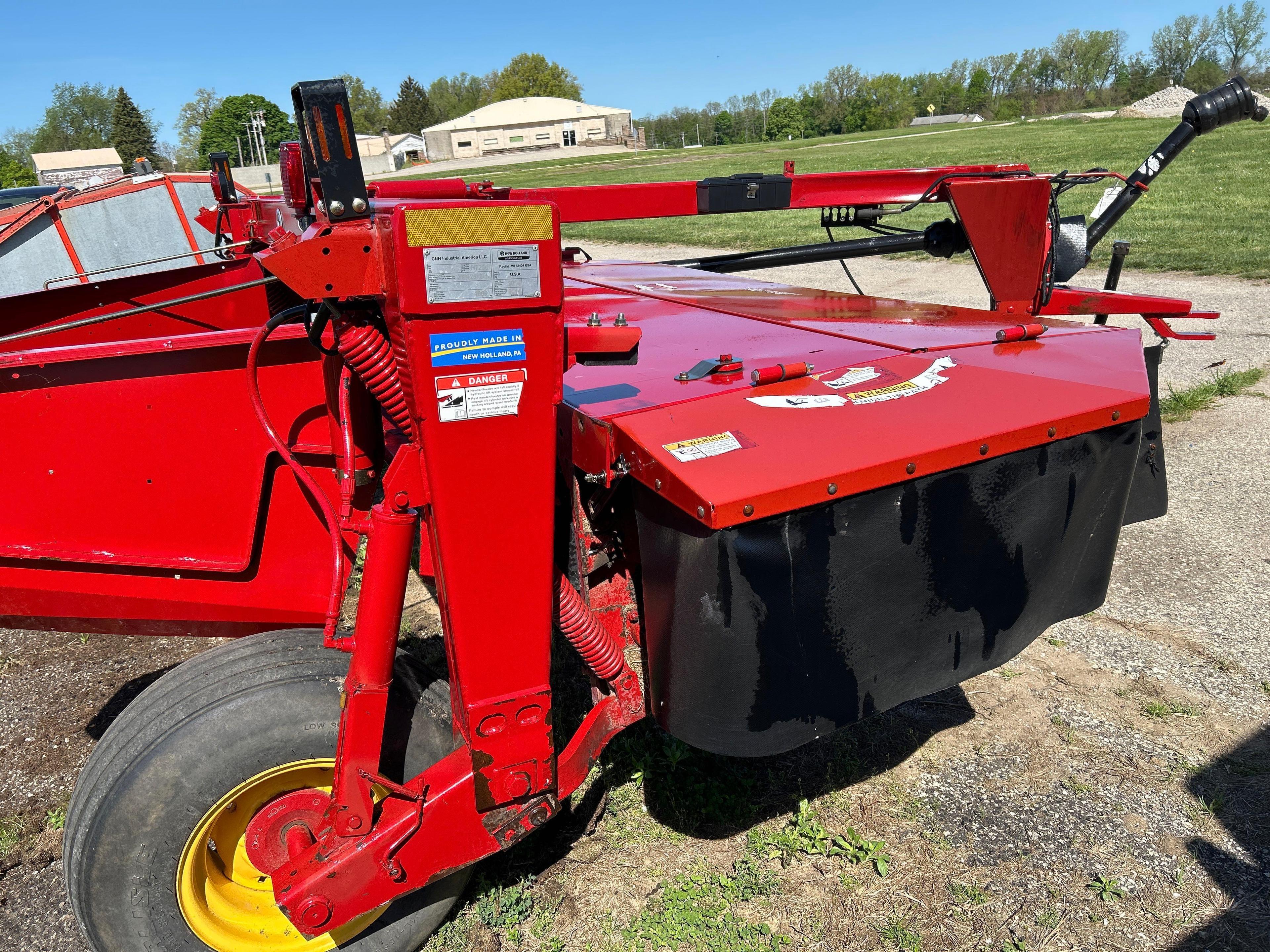 New Holland H7230 Discbine