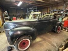 1939 Ford Convertible DeLuxe with rumble seat