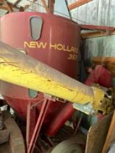 New Holland 353 Feed Grinder Mixer