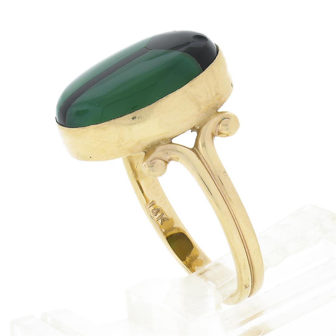 Vintage 14K Gold Oval Bezel Inlaid Chrysoprase & Black Onyx Scarab Beetle Ring