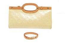 Louis Vuitton Beige Leather Roxbury Drive Shoulder Bag