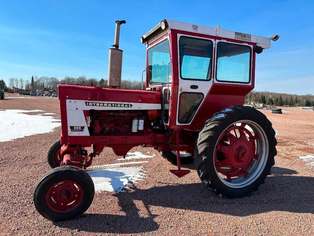 1976 IHC 666 tractor, cab w/ heat, 12.4x42 rear tires, TA trans, diesel engine, 2-hyds, 3pt, runs &