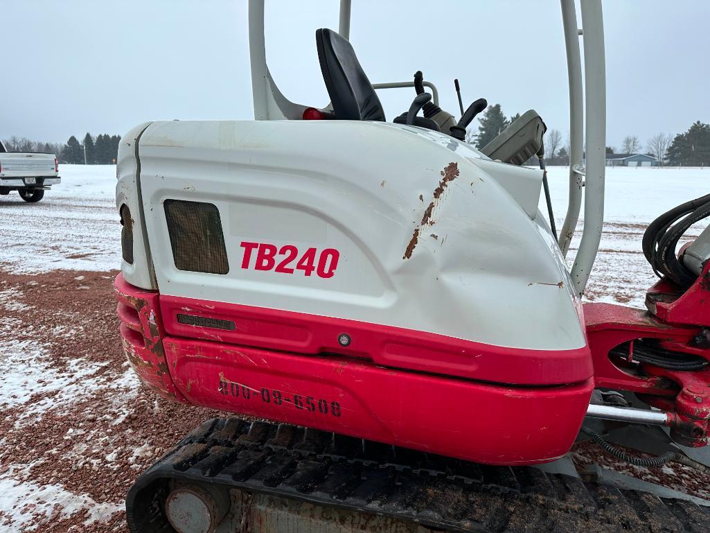 2016 Takeuchi TB240 excavator, OROPS, 14" rubber tracks, 5'4" stick, 22" quick coupler bucket, front