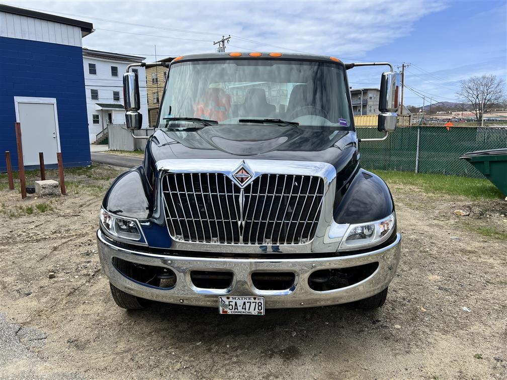 2003 INTERNATIONAL 4300 SERIES CAR CARRIER, 177,776 MILES, VIN: 3HTMMAAM43N565573