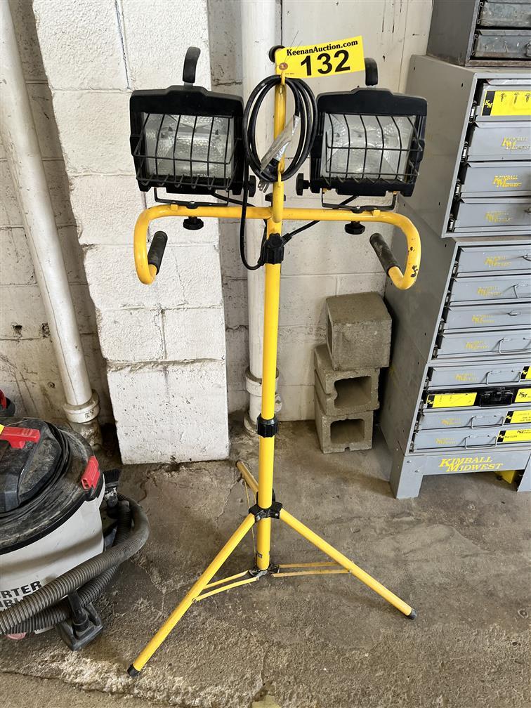 TRIPOD WORK LIGHT