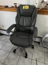 HIGH BACK EXECUTIVE OFFICE CHAIR