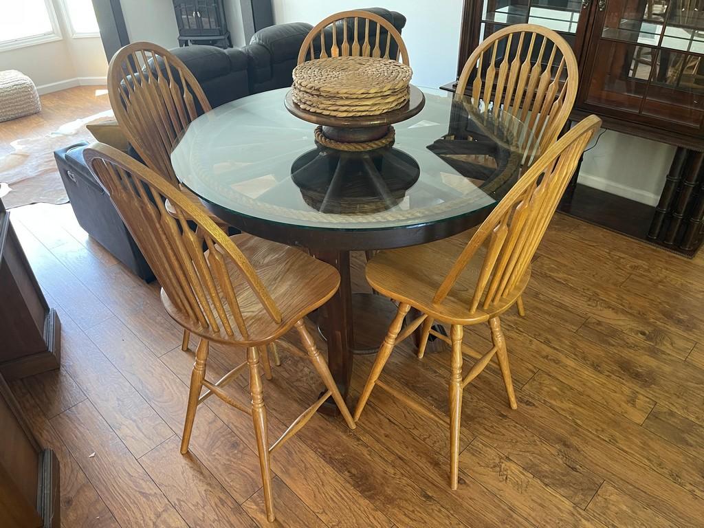 Hand-Made Wagon Wheel Table with Five Chairs