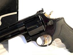 Taurus Model 2-440061 44 Mag. Revolver Pistol NIB