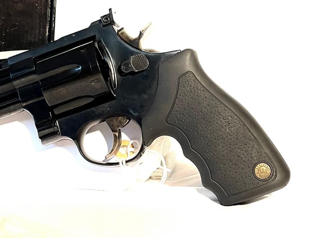 Taurus Model 2-440061 44 Mag. Revolver Pistol NIB