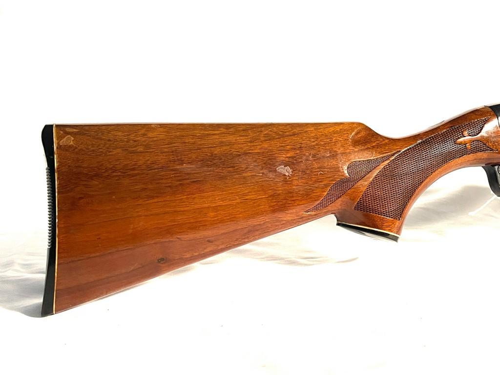 Remmington Model-1100 12 Guage Automatic Shotgun