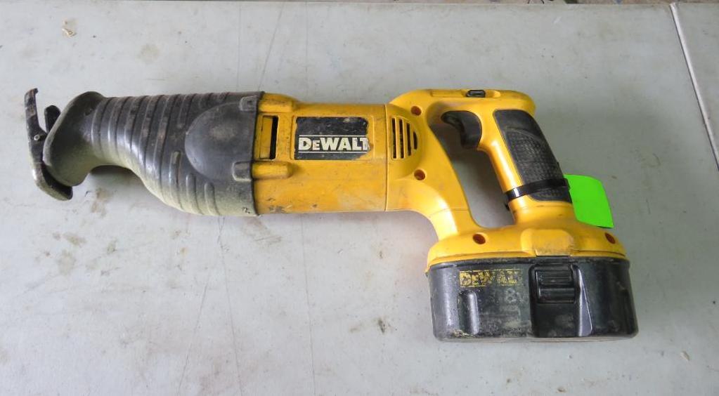 DeWalt DW960 3/8" Right Angle Drill & Dewalt 938 Reciprocating Saw