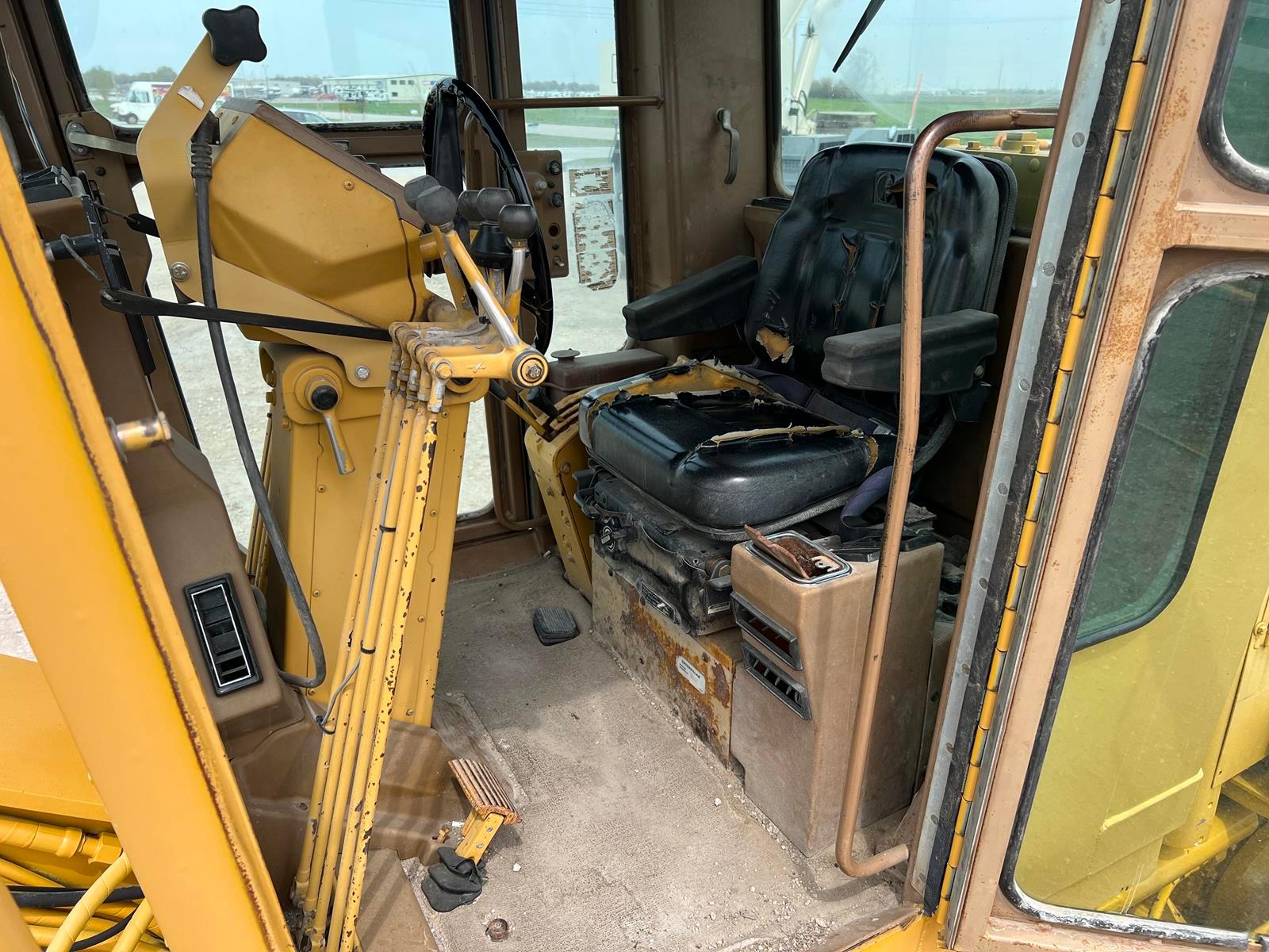 1989 Caterpillar 140g Motor Grader