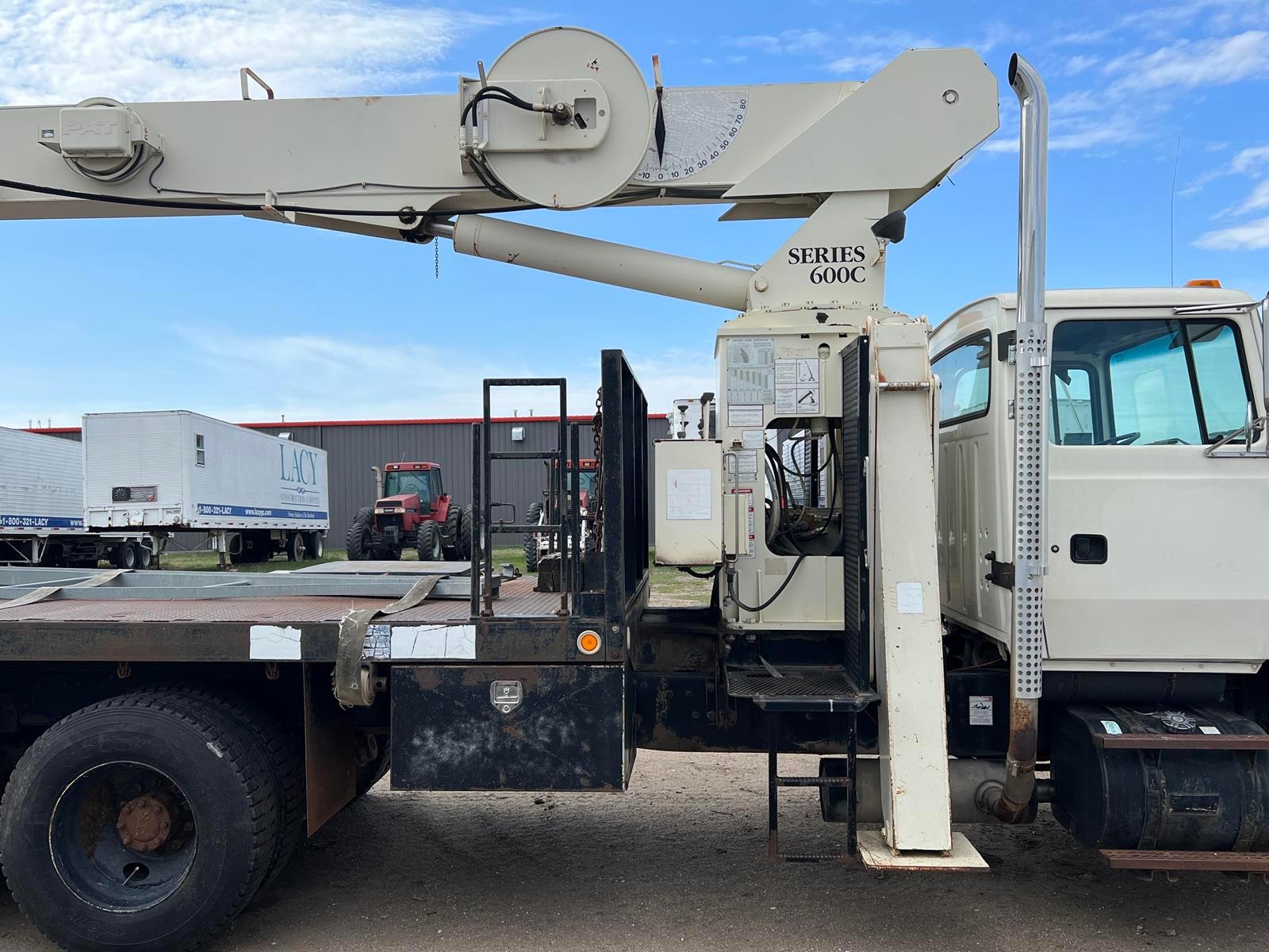 1995 Ford F-800 Flatbed Crane Truck - Diesel