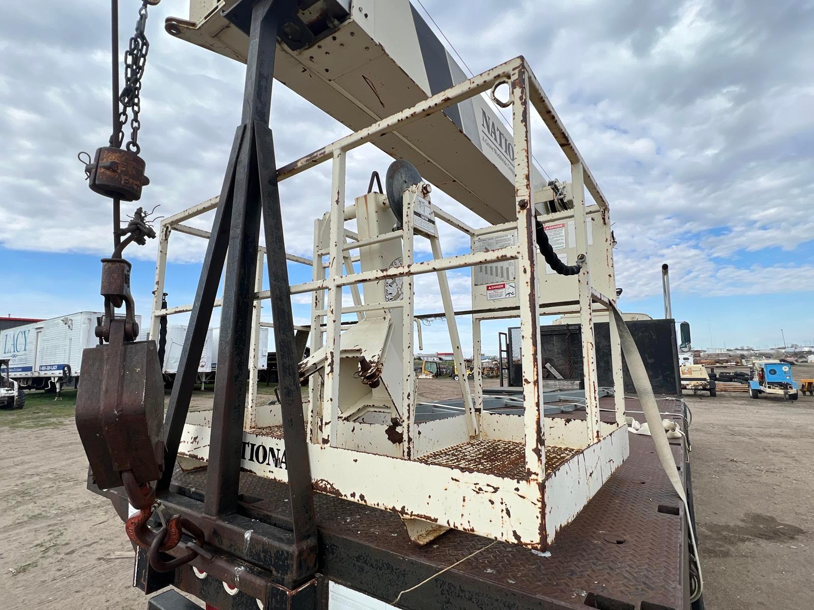 1995 Ford F-800 Flatbed Crane Truck - Diesel