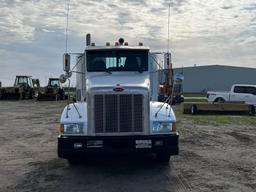 2002 Peterbilt 385 Day Cab Semi Truck - Diesel