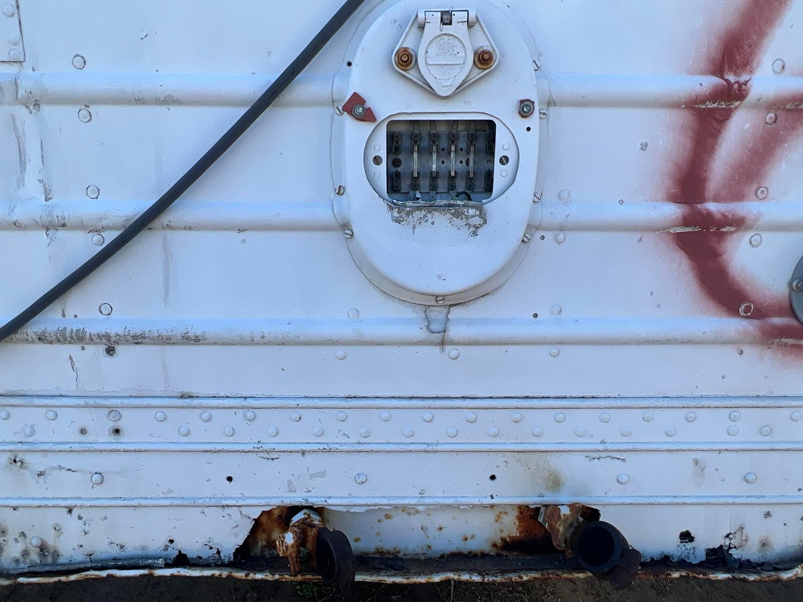 1949 Brown 41ft Enclosed Dry Van Jobsite Trailer