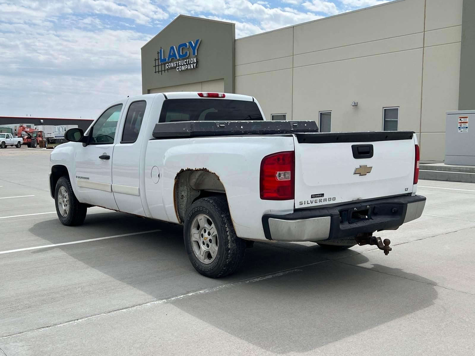 2008 Chevrolet Silverado 1500 Extended Cab Pickup - Gasoline