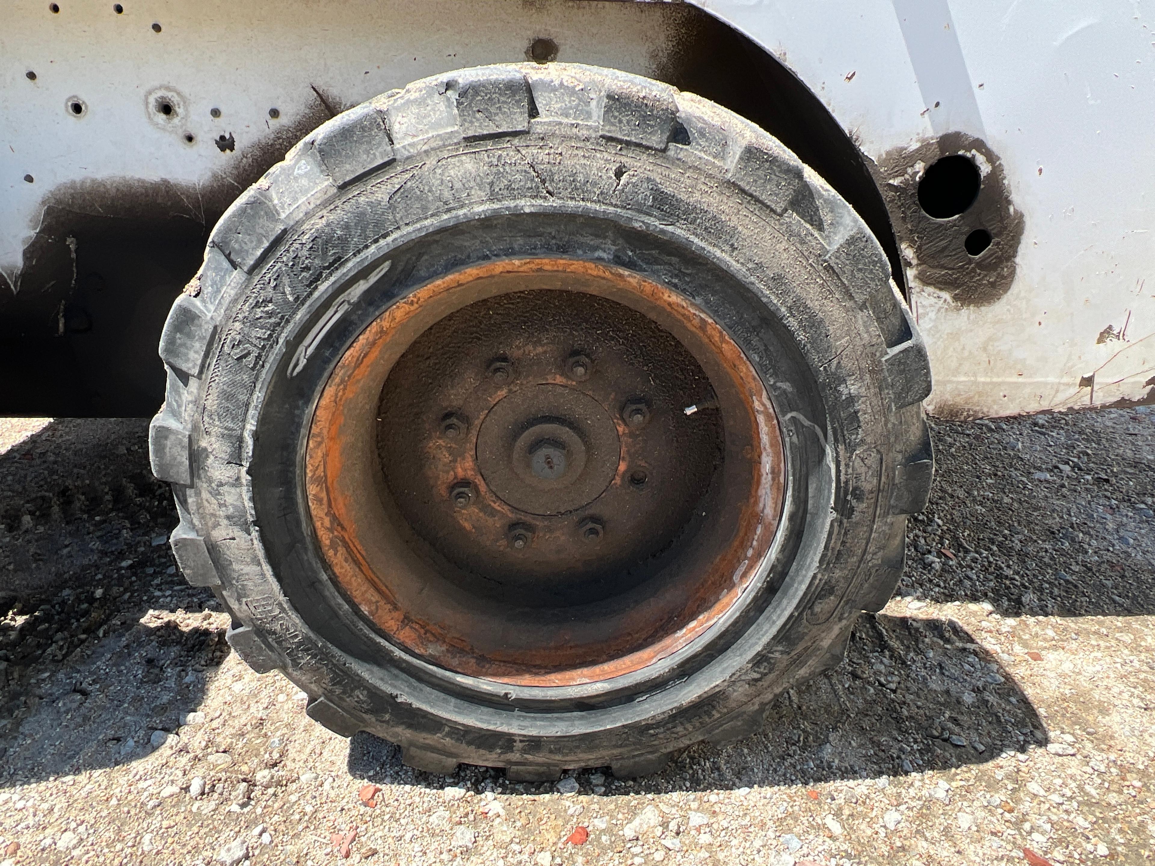 Bobcat 763 Skid Steer - Diesel