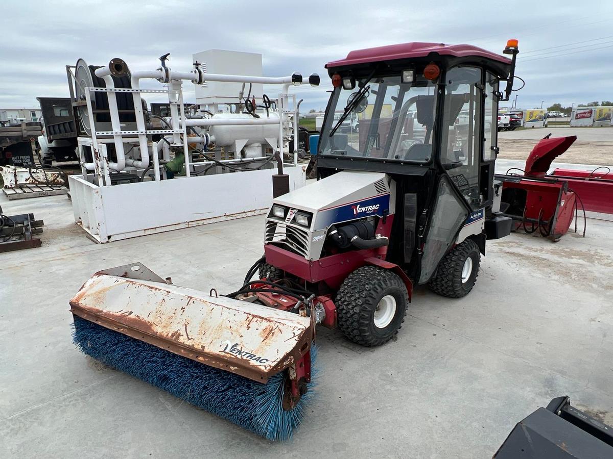 2011 Ventrac 4200 Vxd Tractor - Diesel