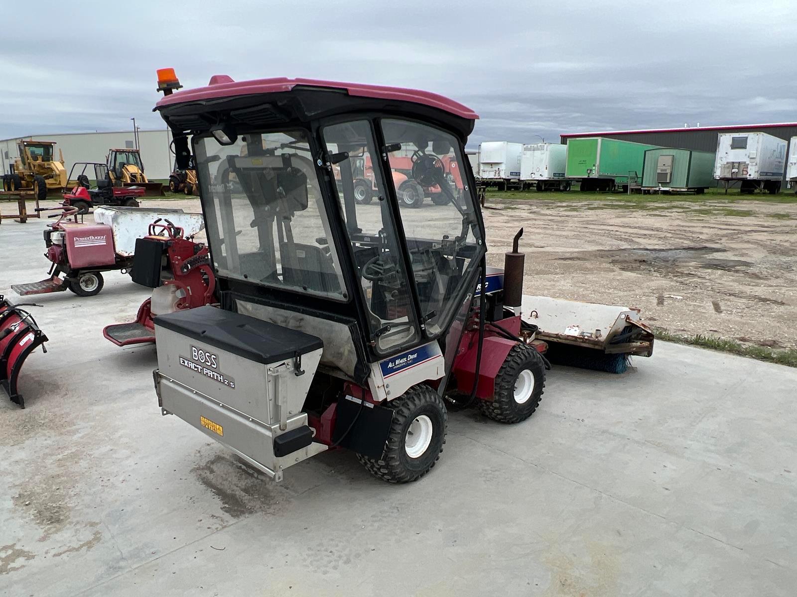 2011 Ventrac 4200 Vxd Tractor - Diesel