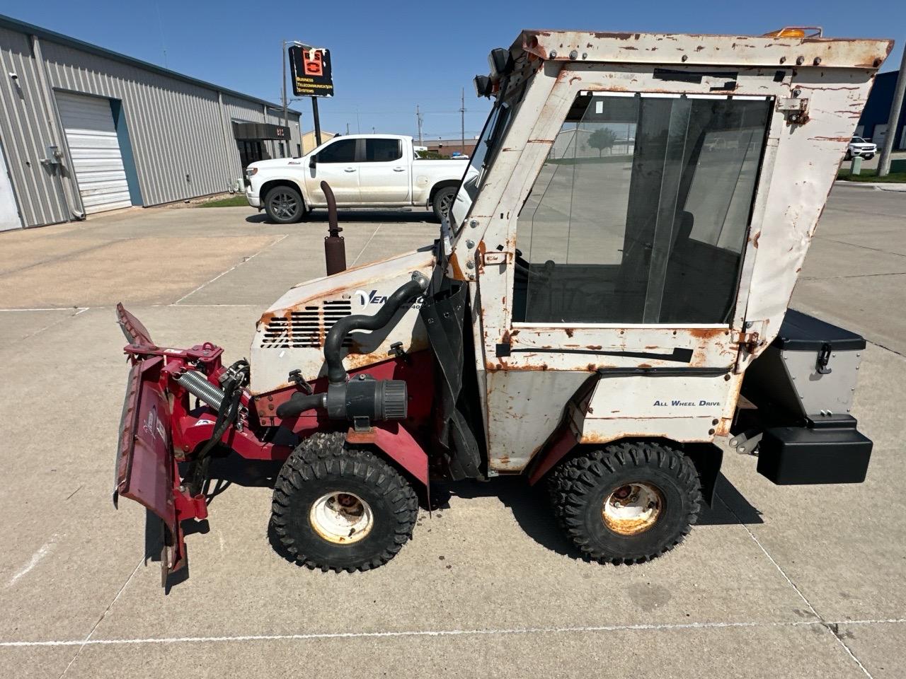 1999 Ventrac 4000 Tractor