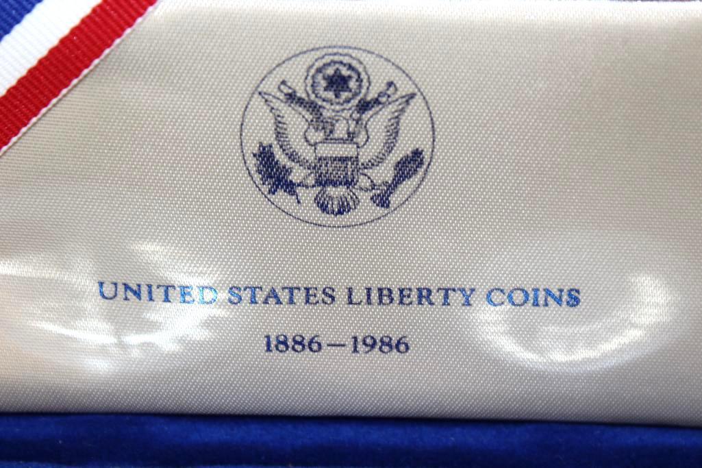 1986-S United States Liberty Coin Set in Velvet Case