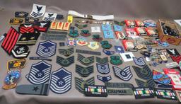 US Military Patches, Pins and Buttons