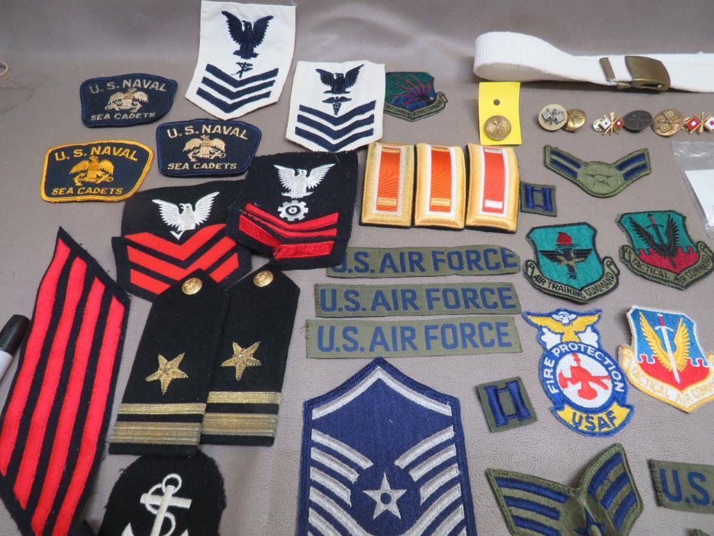 US Military Patches, Pins and Buttons