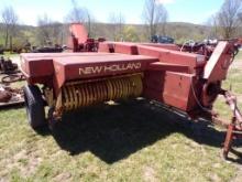 New Holland 310 Hayliner Square Baler with Kicker (6028)